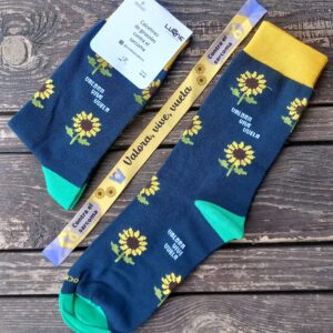 05. Calcetines "Valora, Vive y Vuela" de LLQNE (Talla 35/39)
